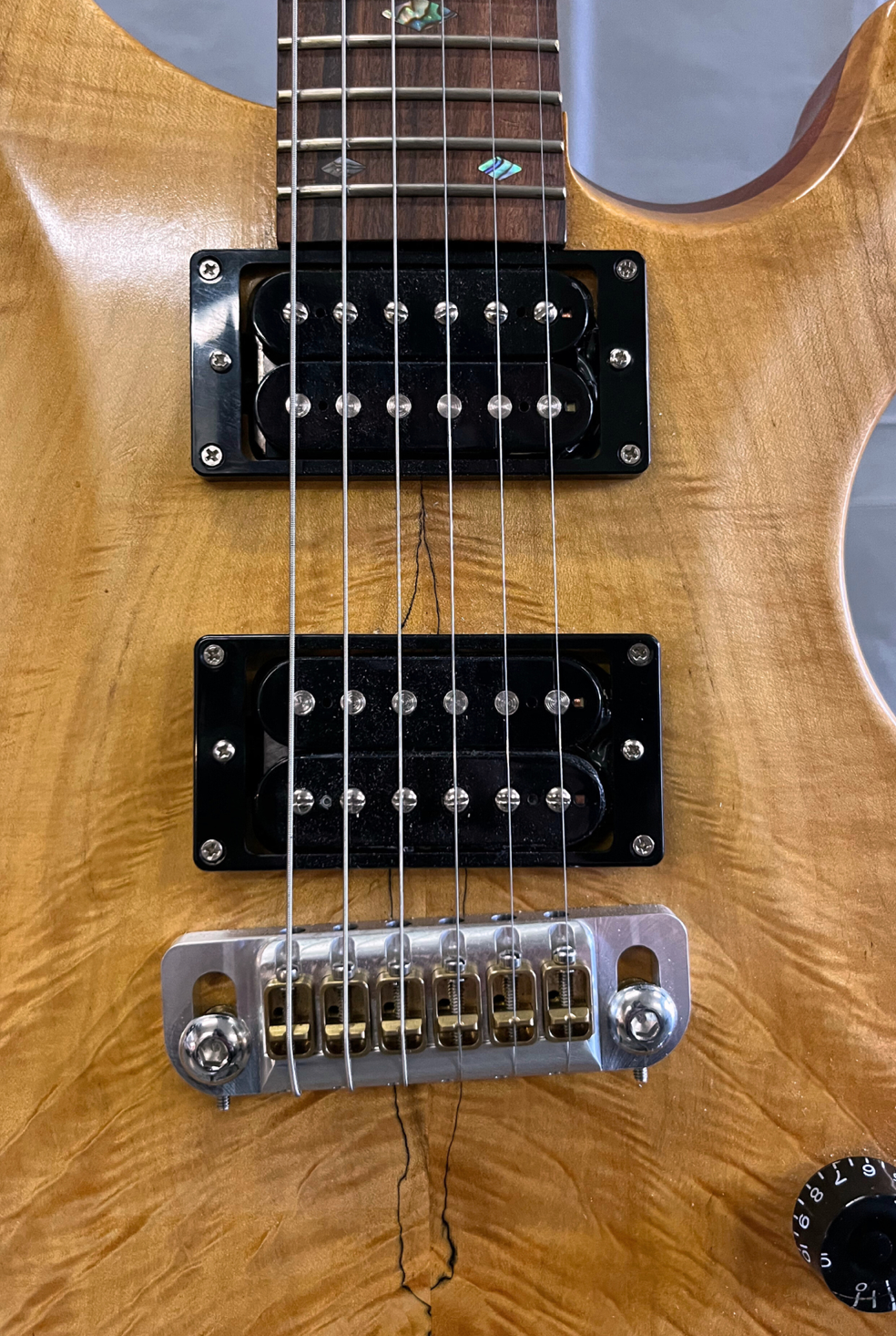 Ferro Guitars Solid Body – Wood Grain